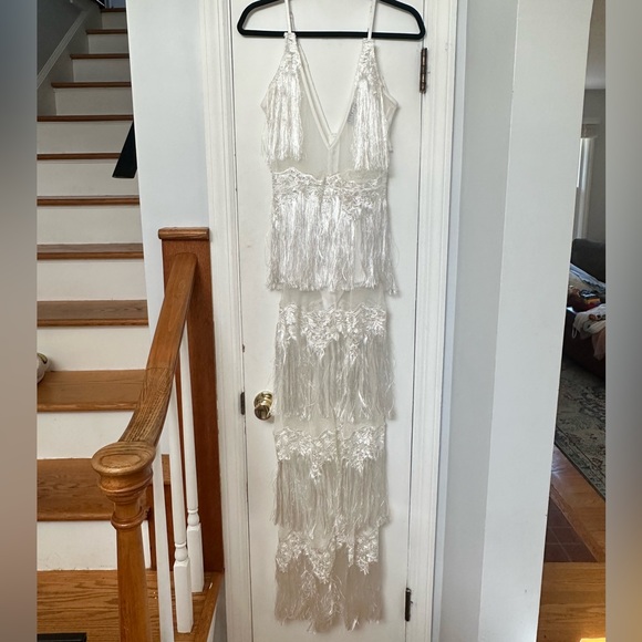 Lioness sleeveless all over lace jumpsuit with tassel trims in white US size 6 - Picture 1 of 3